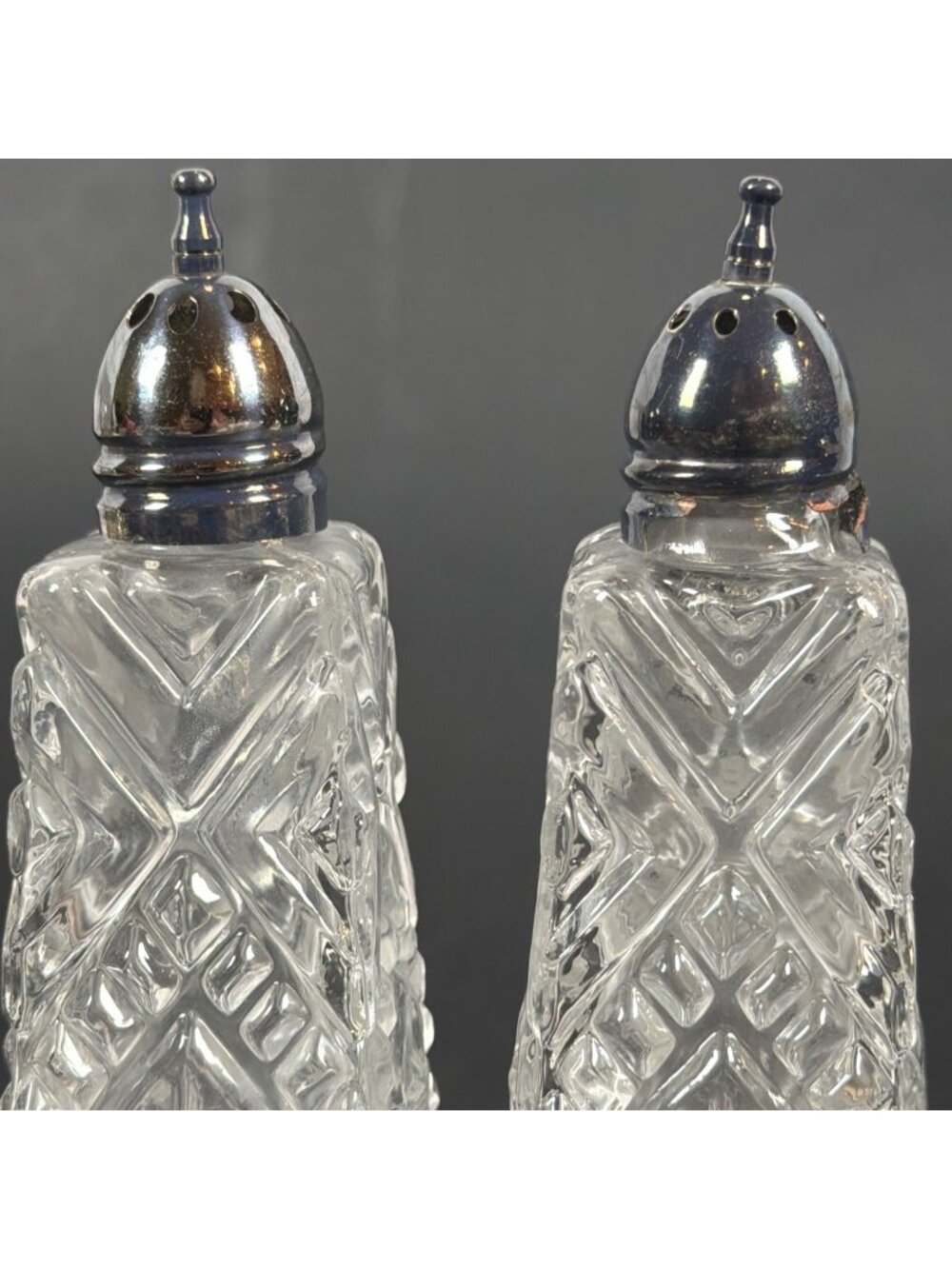 VTG 50s Crystal Salt Pepper Shakers Heavy Cut Glass Diamond Pattern AS IS Parts - Picture 9 of 14